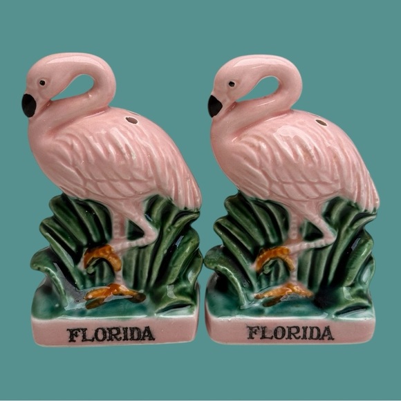 Other - Vintage Pink Flamingo Salt and Pepper Shakers Florida
